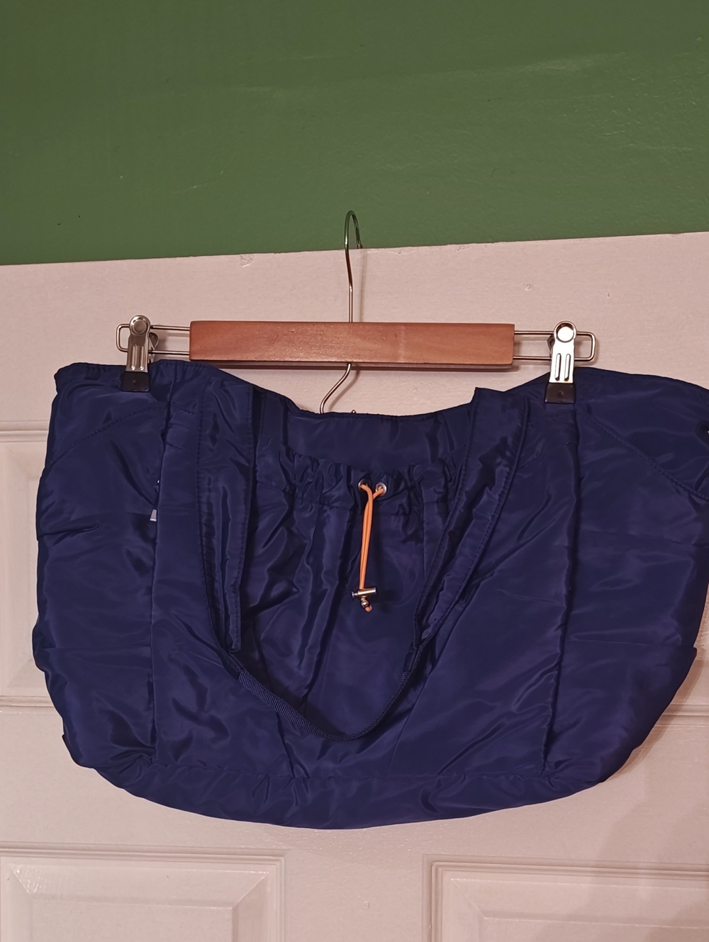 Baggallini Nylon Yoga Tote in Deep Navy with Orange liner